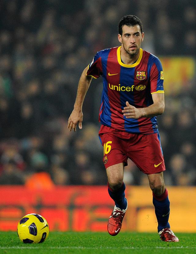 包含里程碑夜法兰克福遗憾出局，西甲加时末段刷纪录，目标明确，数据趋势出现新变化的词条