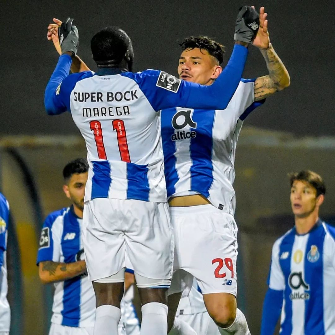 九游体育APP-逛新城二重唱原唱