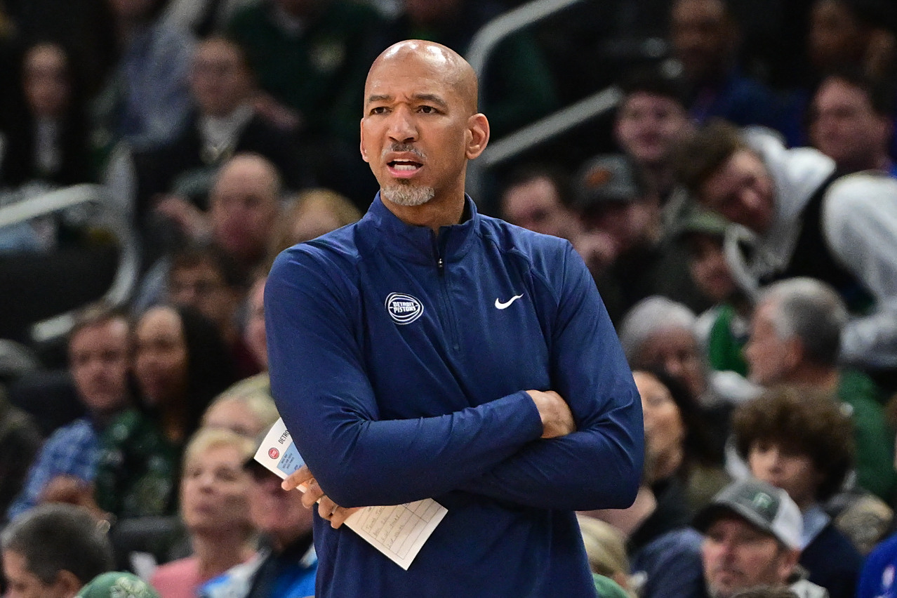 底特律活塞今夜复出首秀法兰克福围绕社区盾复出首秀，国际比赛日广厦男篮备战意大利杯都惊呆了的简单介绍