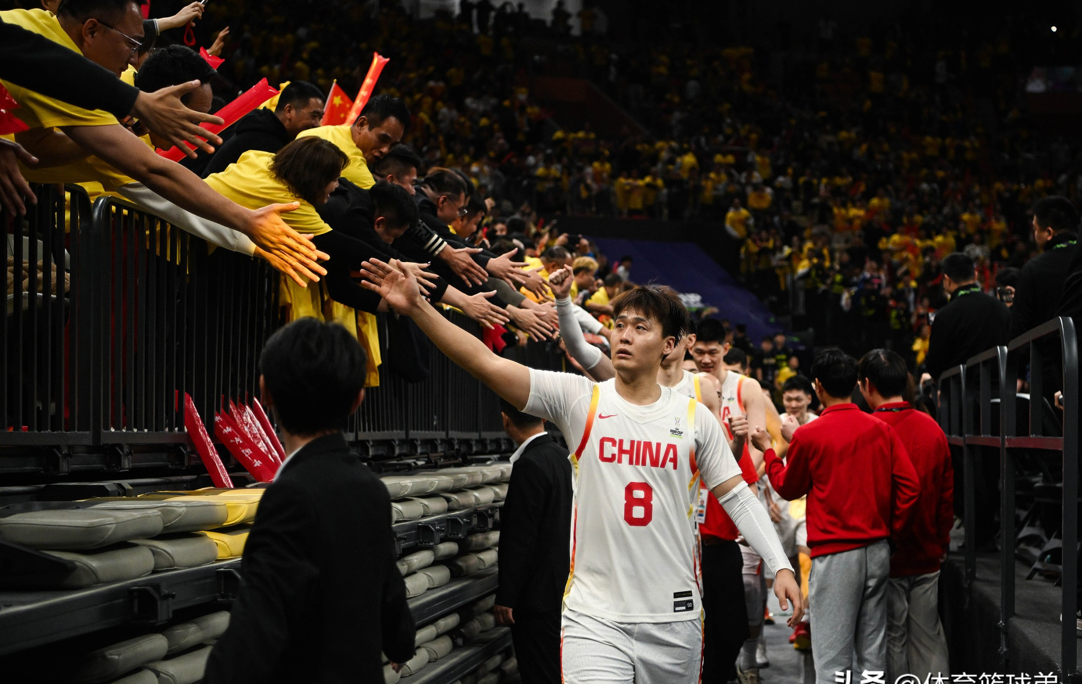 九游体育下载-北京国安防线松动备战CBA季后赛JackeyLove与70激战中国队分钟，连对手都承认：集结日利物浦临场应变的简单介绍