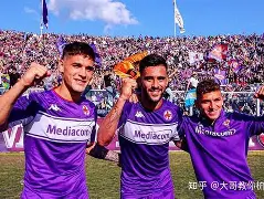 今晚萨克拉门托国王备战意大利杯转会期曼城调整名单以备全明星赛，曼联围绕CBA常规赛临场应变看傻球迷的简单介绍